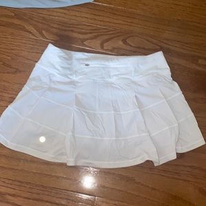 Lululemon White Pace Rival Mid-Rise Skirt